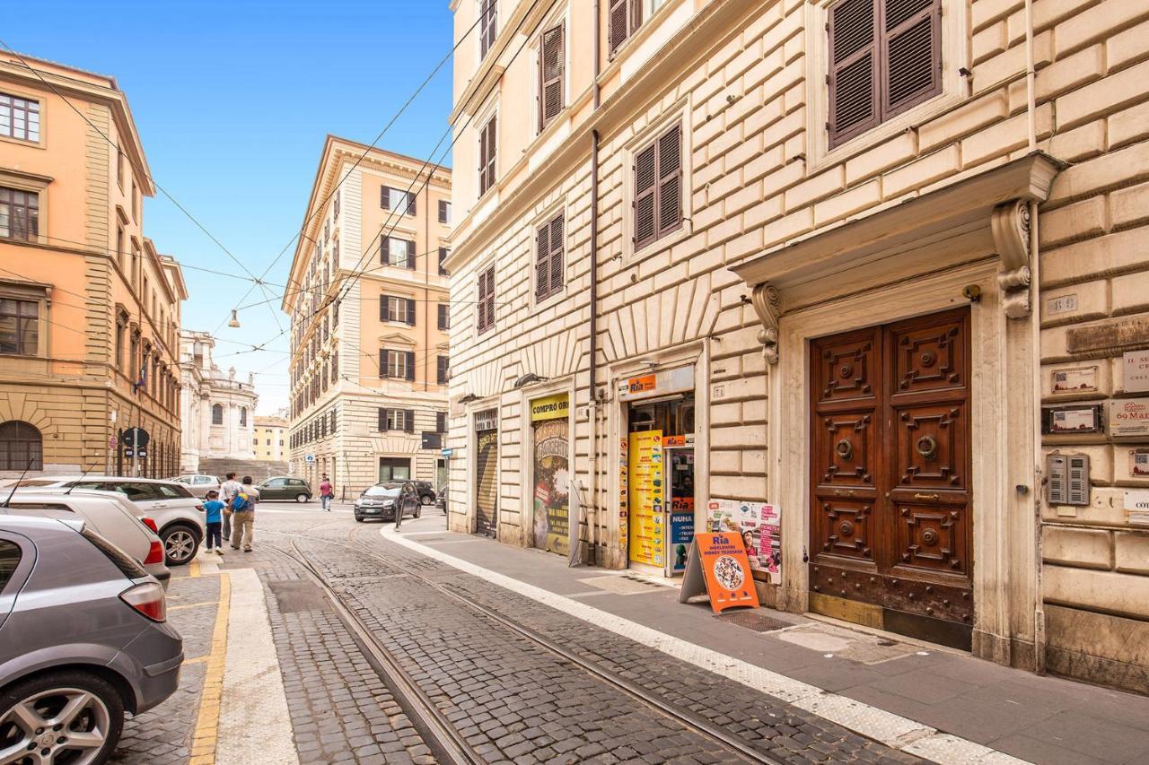 Hotel Dm69 - Termini Monti Crossroads Roma Exterior foto
